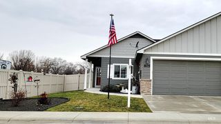 805 N 14th St, Payette, ID 83661