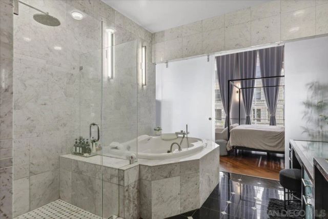 950 6Th Ave 432, San Diego, CA 92101