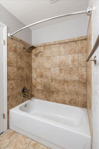 6827 SW Fenwick, Lawton, OK 73505