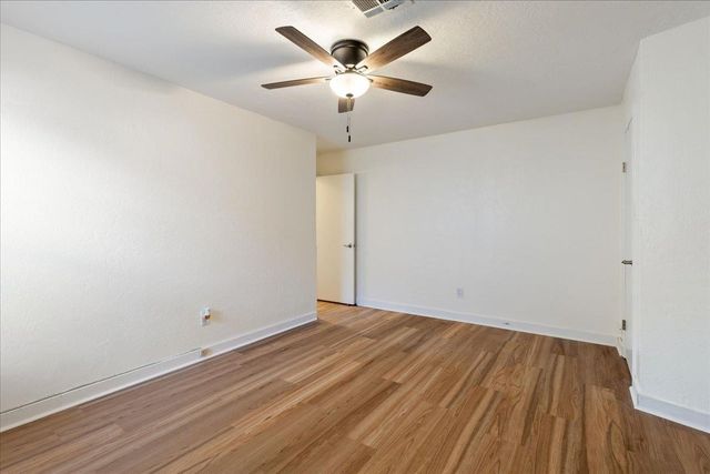 6827 SW Fenwick, Lawton, OK 73505