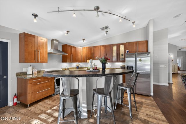 2830 W HARVEST GROVES Lane, Phoenix, AZ 85041