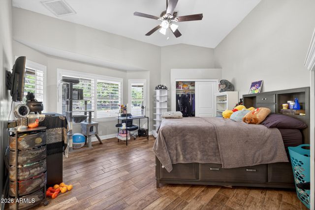 2830 W HARVEST GROVES Lane, Phoenix, AZ 85041