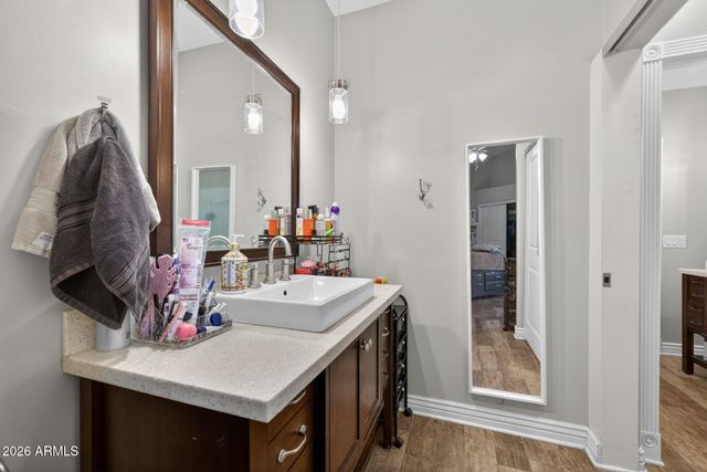 2830 W HARVEST GROVES Lane, Phoenix, AZ 85041
