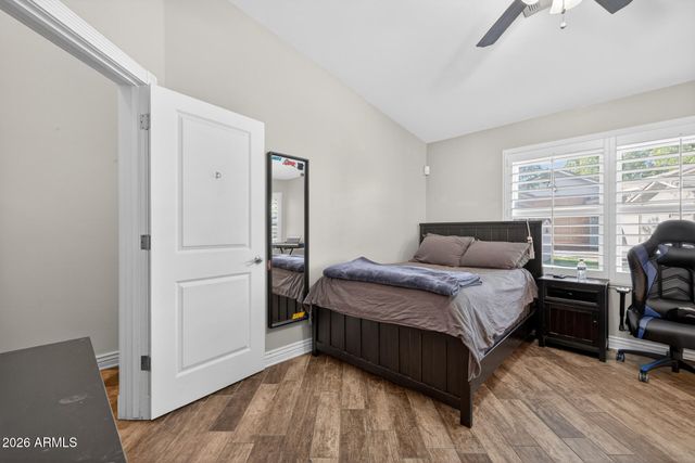 2830 W HARVEST GROVES Lane, Phoenix, AZ 85041