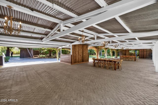 2830 W HARVEST GROVES Lane, Phoenix, AZ 85041