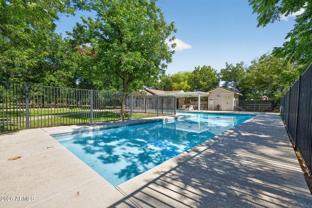 2830 W HARVEST GROVES Lane, Phoenix, AZ 85041