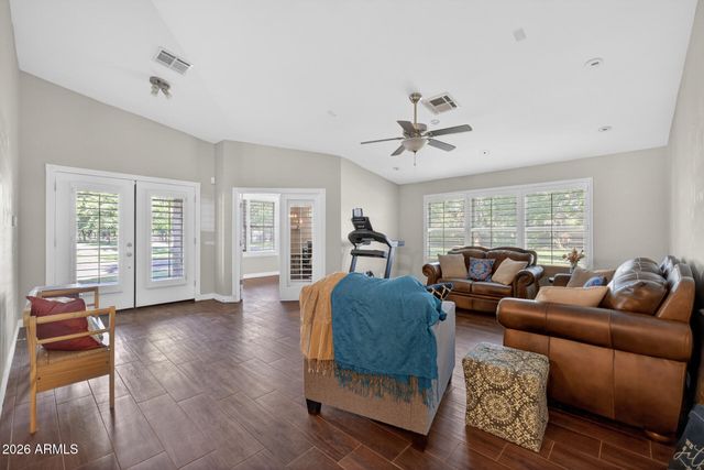 2830 W HARVEST GROVES Lane, Phoenix, AZ 85041