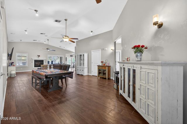 2830 W HARVEST GROVES Lane, Phoenix, AZ 85041