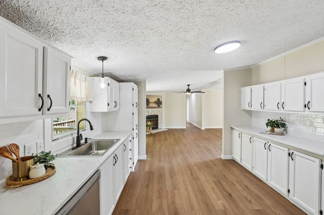 21 Vantrease Rd, Brush Creek, TN 38547