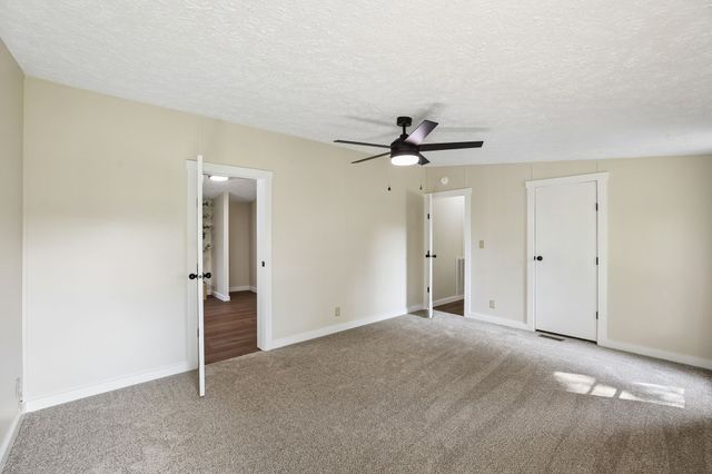 21 Vantrease Rd, Brush Creek, TN 38547