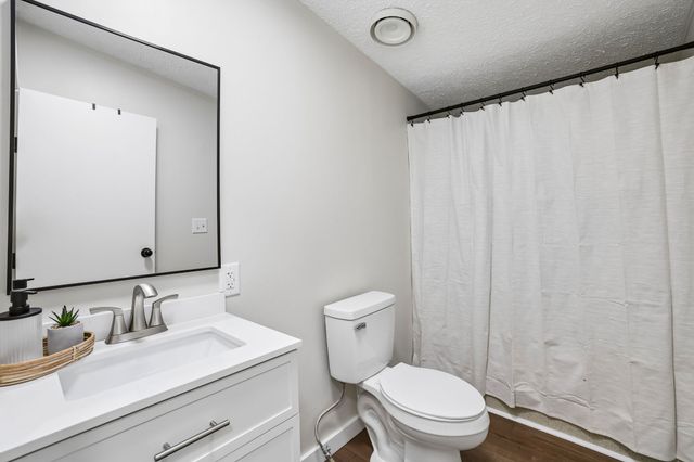 21 Vantrease Rd, Brush Creek, TN 38547