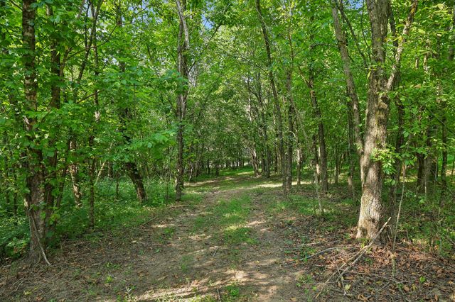 21 Vantrease Rd, Brush Creek, TN 38547