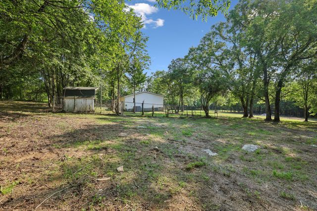 21 Vantrease Rd, Brush Creek, TN 38547