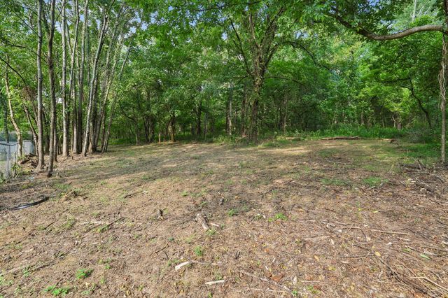 21 Vantrease Rd, Brush Creek, TN 38547