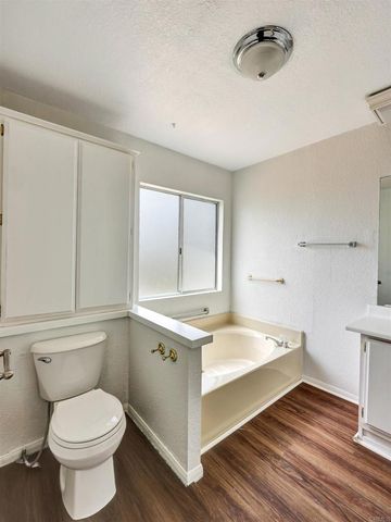 1164 Via Santa Paulo, Vista, CA 92081