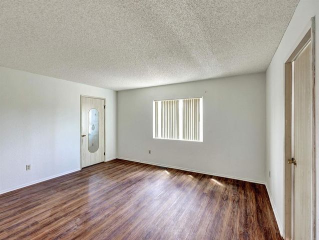 1164 Via Santa Paulo, Vista, CA 92081