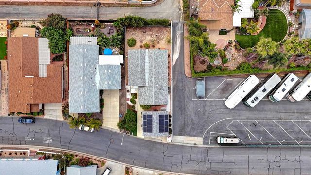 1164 Via Santa Paulo, Vista, CA 92081