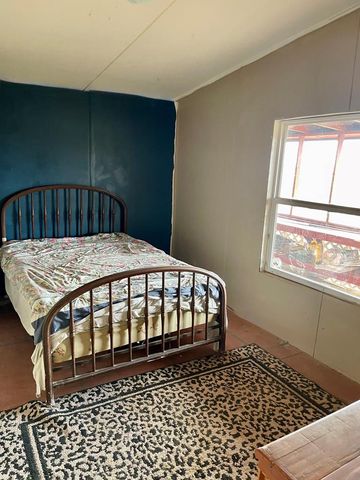 299 Descansos Con Dios, Terlingua, TX 79852