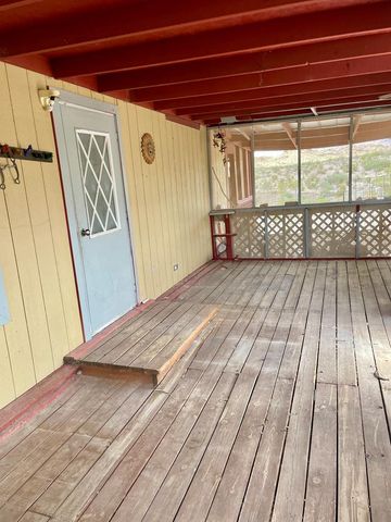 299 Descansos Con Dios, Terlingua, TX 79852