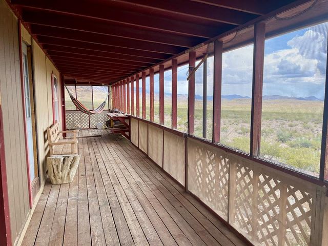 299 Descansos Con Dios, Terlingua, TX 79852