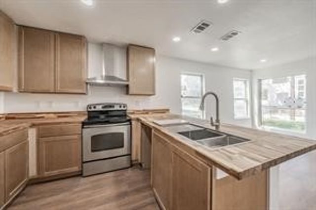 2506 Southland Street, Dallas, TX 75215
