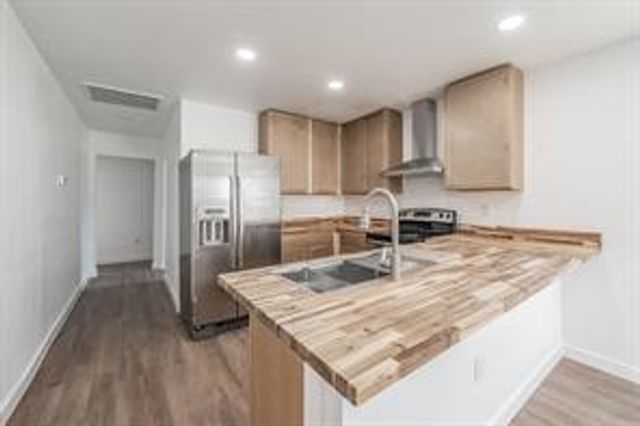 2506 Southland Street, Dallas, TX 75215