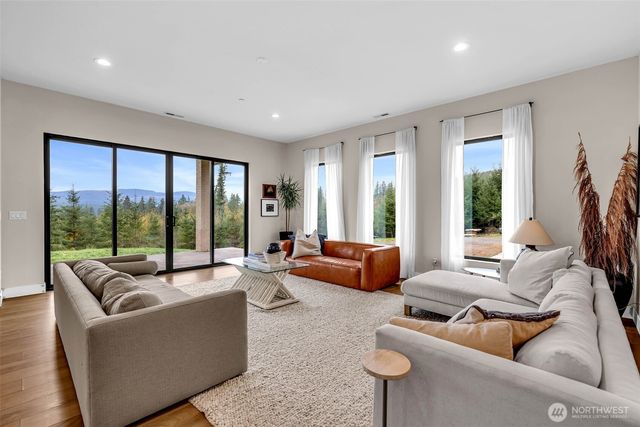 2519 Rose Valley Road, Kelso, WA 98626