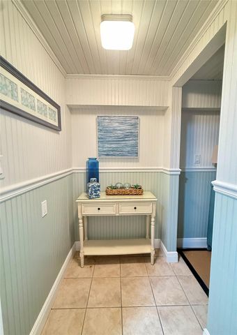 12925 John Reynolds Road, Galveston, TX 77554