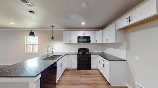 3115 Hunter Street, Fort Worth, TX 76112
