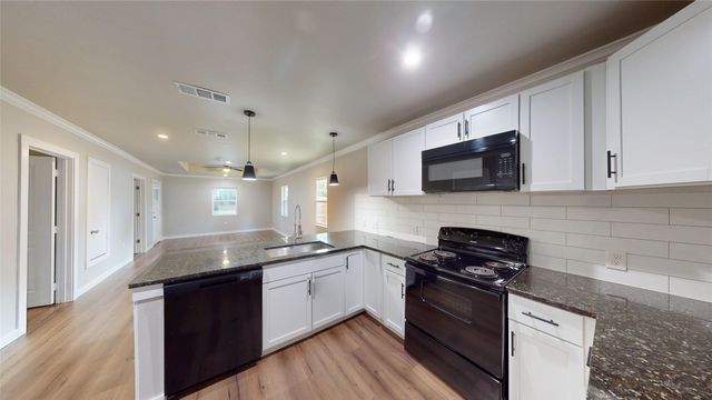 3115 Hunter Street, Fort Worth, TX 76112