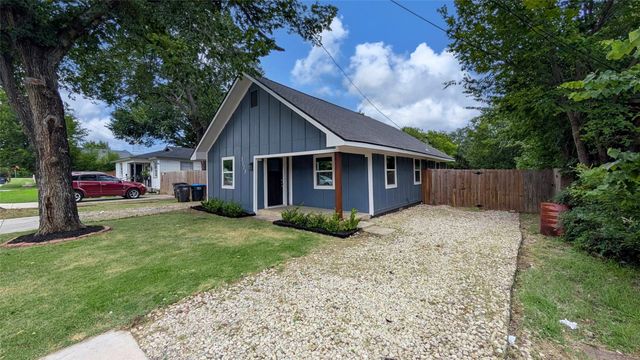 3115 Hunter Street, Fort Worth, TX 76112