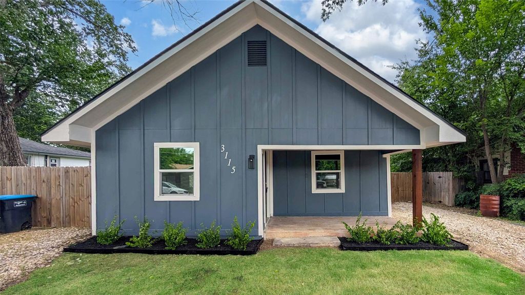 3115 Hunter Street, Fort Worth, TX 76112