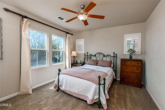 1927 Holt Rinehart Avenue, Bakersfield, CA 93311