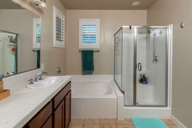 1927 Holt Rinehart Avenue, Bakersfield, CA 93311