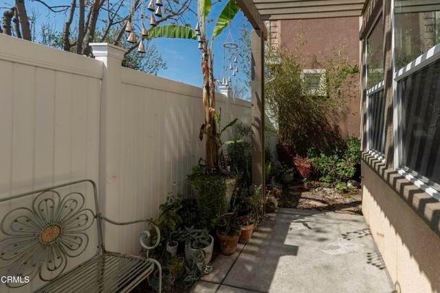 1927 Holt Rinehart Avenue, Bakersfield, CA 93311