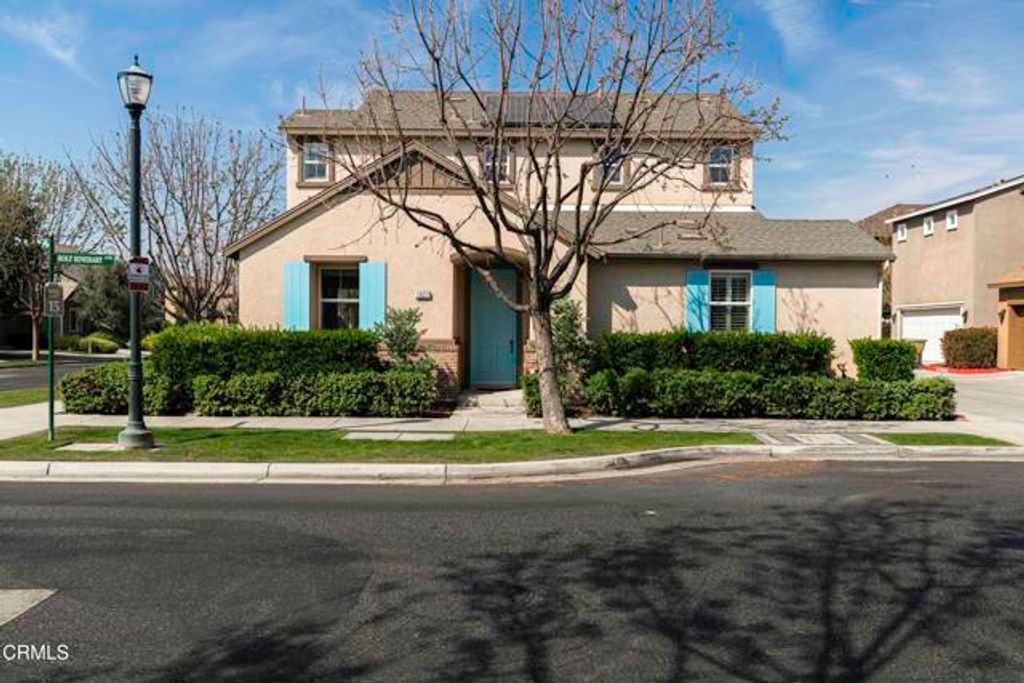 1927 Holt Rinehart Avenue, Bakersfield, CA 93311