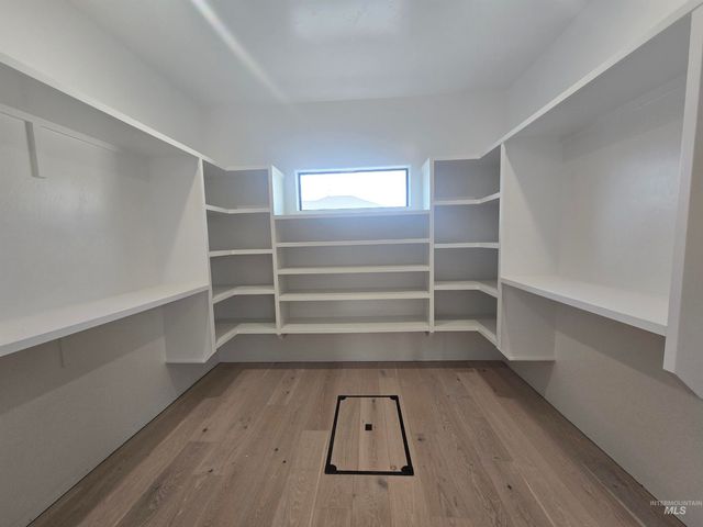 1517 Mountain View Dr., Twin Falls, ID 83301