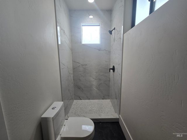 1517 Mountain View Dr., Twin Falls, ID 83301