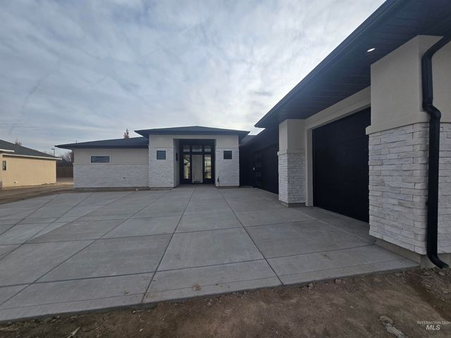1517 Mountain View Dr., Twin Falls, ID 83301