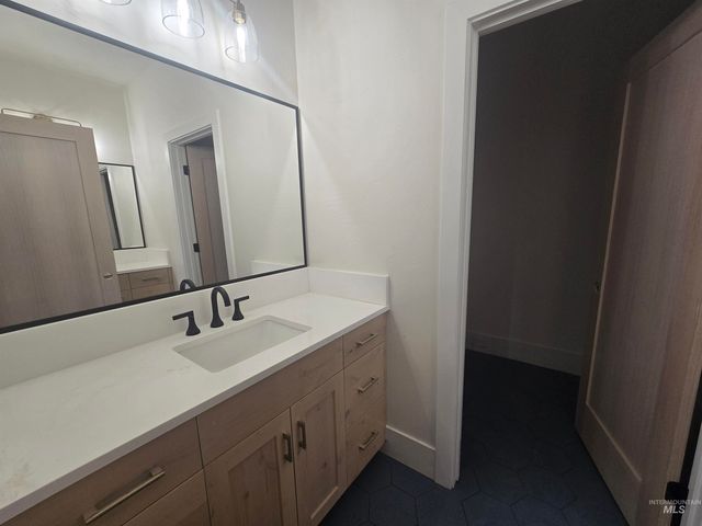 1517 Mountain View Dr., Twin Falls, ID 83301