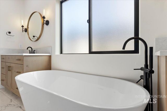 1517 Mountain View Dr., Twin Falls, ID 83301