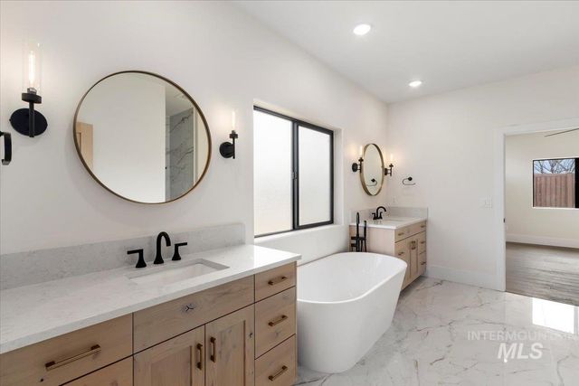 1517 Mountain View Dr., Twin Falls, ID 83301