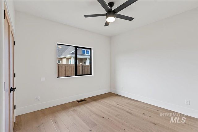 1517 Mountain View Dr., Twin Falls, ID 83301