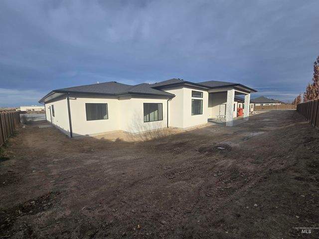 1517 Mountain View Dr., Twin Falls, ID 83301