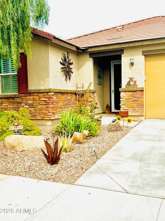 27245 N 172ND Avenue, Surprise, AZ 85387