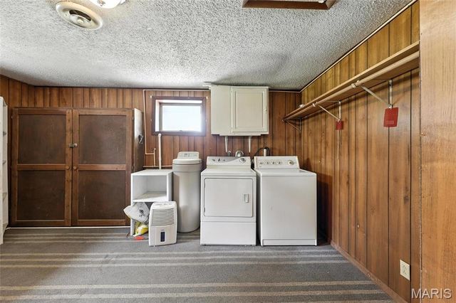 10443 Airport Road, Mineral Point, MO 63660