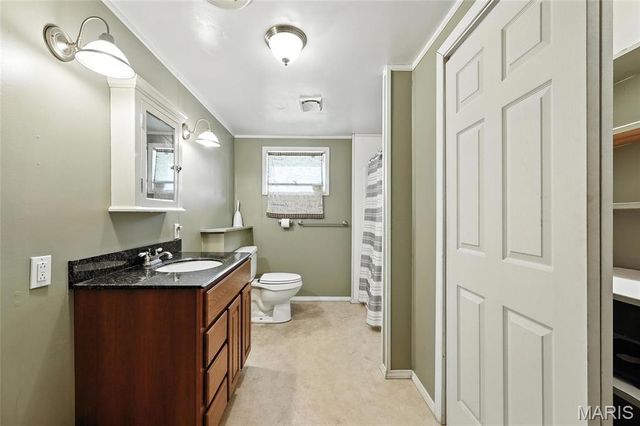 10443 Airport Road, Mineral Point, MO 63660