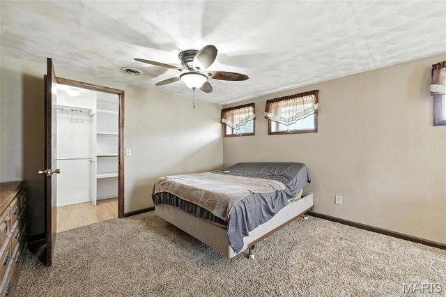 10443 Airport Road, Mineral Point, MO 63660