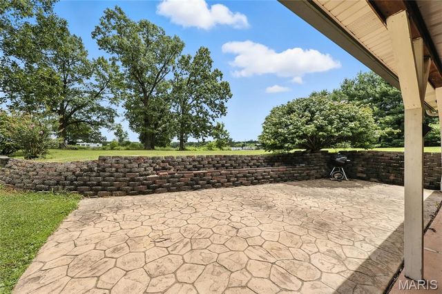 10443 Airport Road, Mineral Point, MO 63660