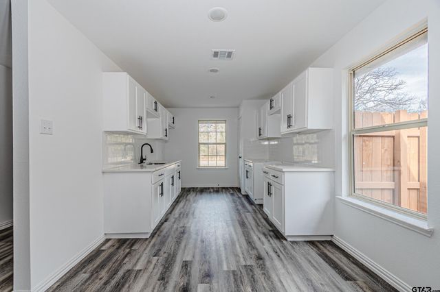 7129 Kayak Dr, Mabank, TX 75156